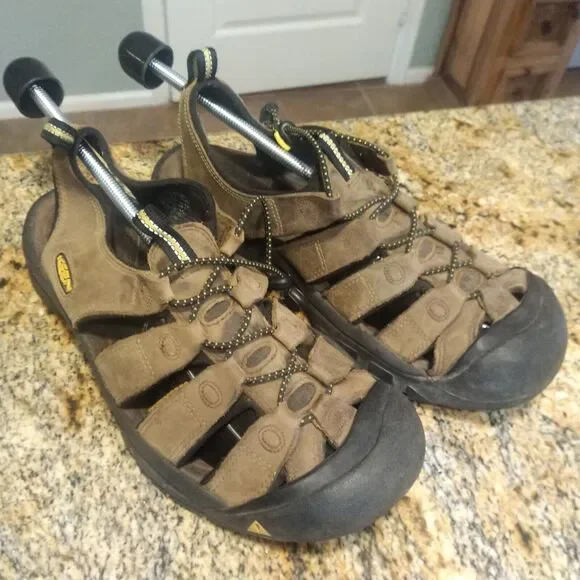 Keen Men Shoe Newport H2 Size 11M Brown Athletic Sport Sandal Hiking Walking
